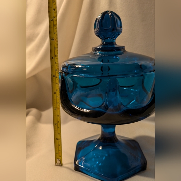 1960's Mid Century Modern Blue Glass Viking Covered Pedestal Dish 6"x 9" - Picture 16 of 16